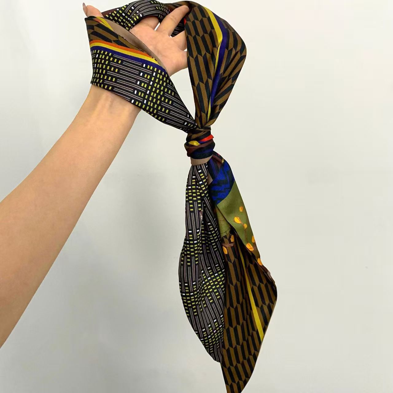 Luxury Print Long Hair Ribbon  - Silk Tie Woven recension och pris
